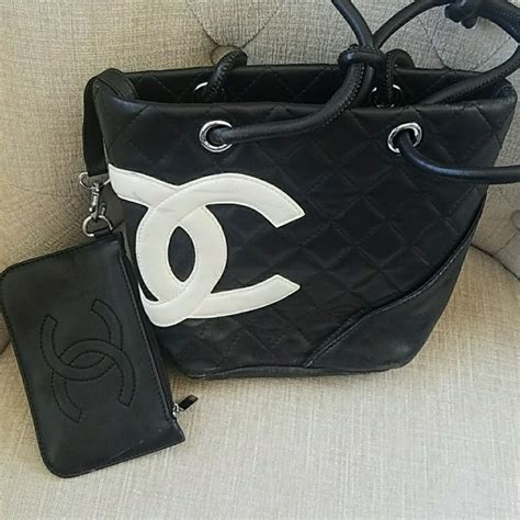 does saks carry chanel